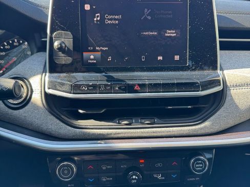 Used 2022 Jeep Compass Latitude w/ Convenience Group image 21