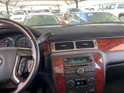 Used 2013 Chevrolet Tahoe LT image 8