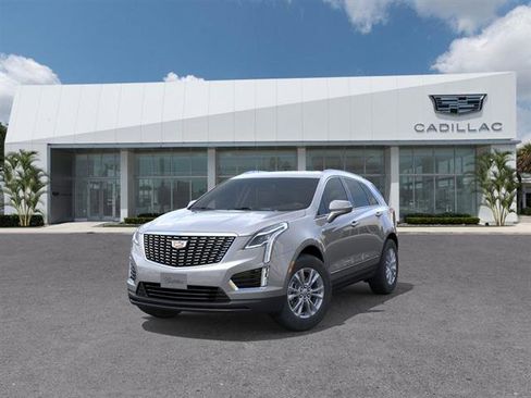 New 2026 Cadillac XT5 Luxury image 8