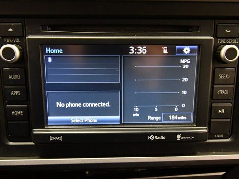 Used 2017 Toyota Tacoma SR5 image 22