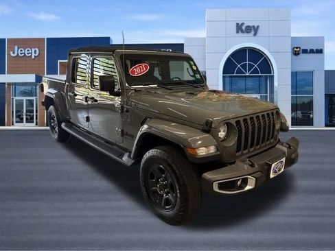 Used 2021 Jeep Gladiator Sport AWD/4WD image 10