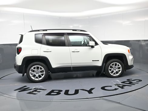Used 2021 Jeep Renegade Latitude AWD/4WD image 10