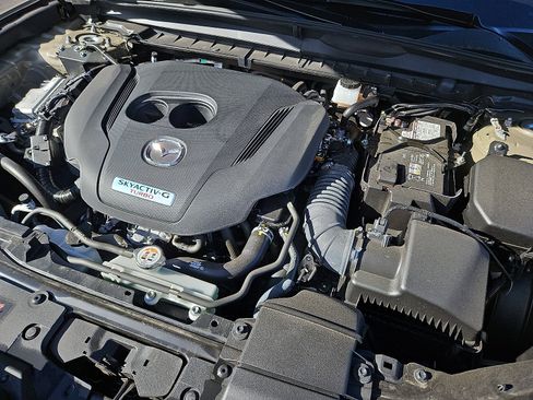 Certified 2025 MAZDA CX-50 Meridian Edition w/ Apex Package image 28