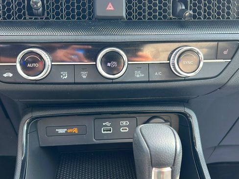 Used 2024 Honda CR-V EX image 26