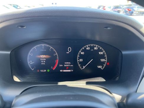 Used 2023 Honda HR-V LX image 11