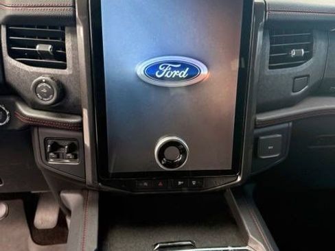 Used 2023 Ford Expedition Max Limited AWD/4WD image 12