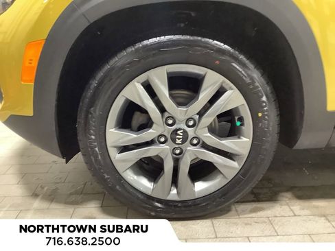 Used 2021 Kia Seltos S image 23