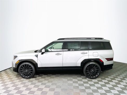 Used 2024 Hyundai Santa Fe Calligraphy AWD/4WD image 3