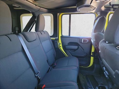 Used 2023 Jeep Wrangler Rubicon w/ Cold Weather Group image 16