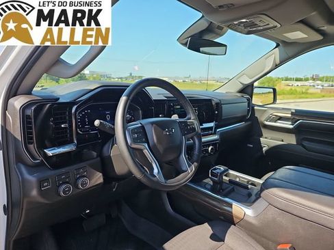 Used 2024 Chevrolet Silverado 1500 RST w/ Convenience Package II AWD/4WD image 10