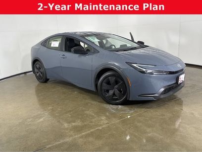 Used 2023 Toyota Prius LE