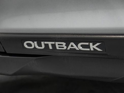 Used 2017 Subaru Outback 3.6R Limited AWD/4WD image 50