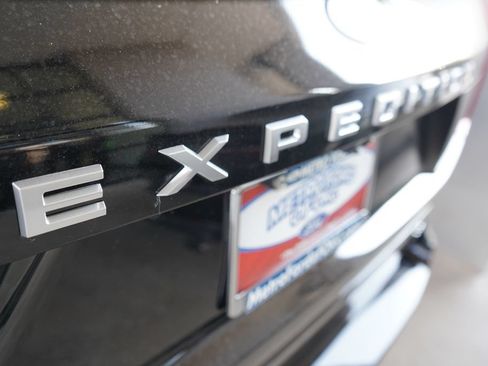 New 2027 Ford Expedition Max Platinum w/ Driver's Package AWD/4WD image 7