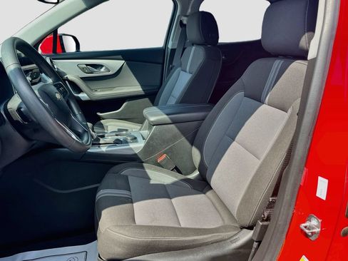 Used 2023 Chevrolet Blazer LT w/ Convenience Package FWD image 16