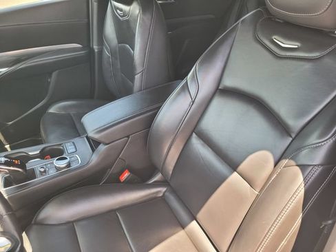 Used 2024 Cadillac XT4 Premium Luxury FWD image 13