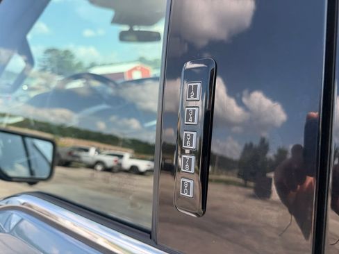 Used 2023 Ford F150 Lariat w/ Equipment Group 502A High AWD/4WD image 19
