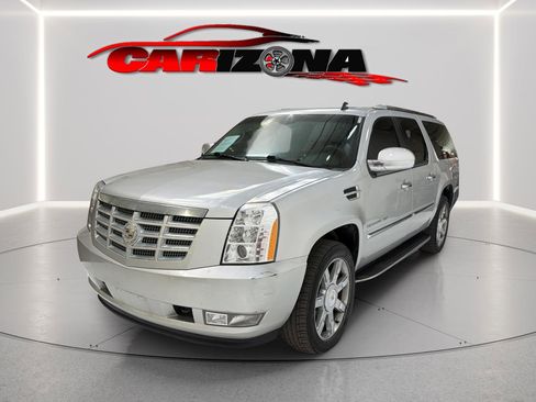 Used 2011 Cadillac Escalade ESV Luxury AWD/4WD image 4