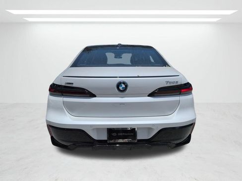New 2026 BMW 750e xDrive AWD/4WD image 5