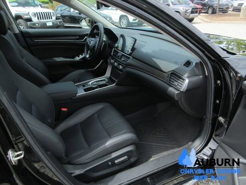 Used 2019 Honda Accord EX-L image 12