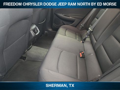 Used 2024 Chevrolet Malibu LT image 21