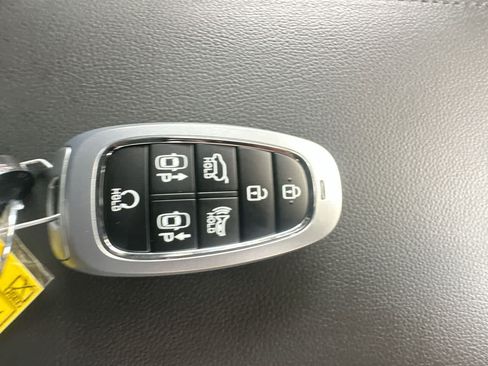 Used 2023 Hyundai Tucson Limited w/ Cargo Package FWD image 28