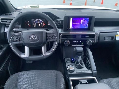 New 2026 Toyota 4Runner SR5 image 16