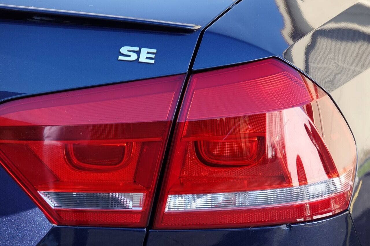 Used 2012 Volkswagen Passat 2.5 SE FWD image 45