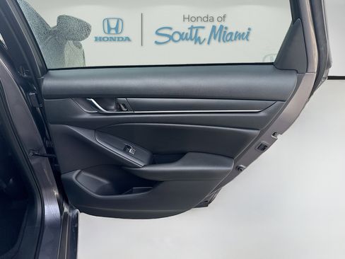 Used 2019 Honda Accord Sport image 29