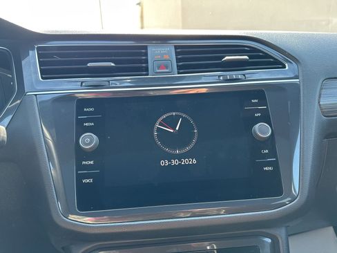 Certified 2023 Volkswagen Tiguan SEL R-Line image 52