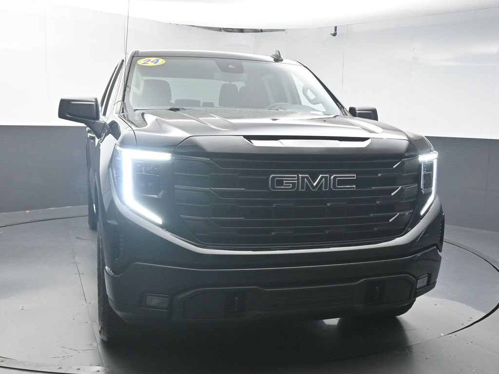 Used 2024 GMC Sierra 1500 Elevation AWD/4WD image 2