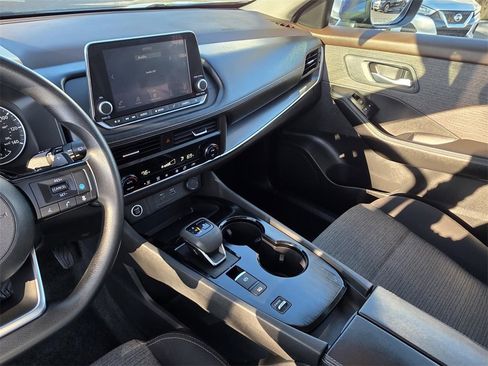 Used 2023 Nissan Rogue SV image 22