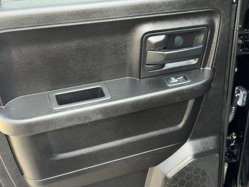 Used 2013 RAM 1500 Express RWD image 16