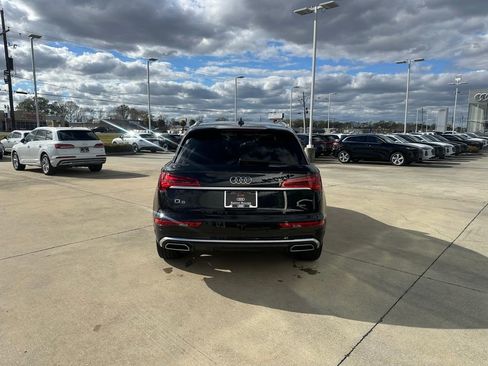 Used 2025 Audi Q5 2.0T Premium Plus w/ Premium Plus Package image 6