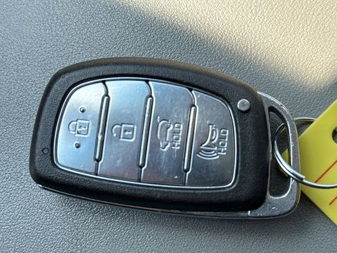 Used 2019 Hyundai Tucson Value image 28