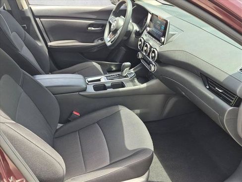 Used 2024 Nissan Sentra SV FWD image 19