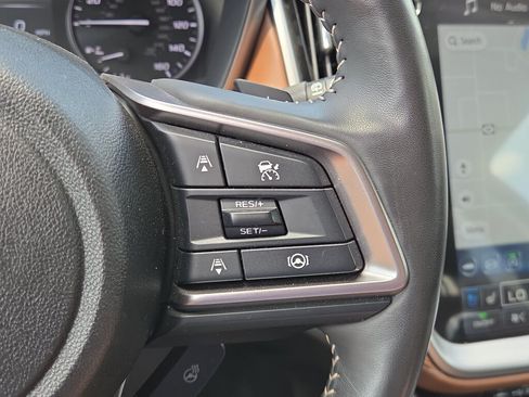 Used 2025 Subaru Outback Touring XT AWD/4WD image 21