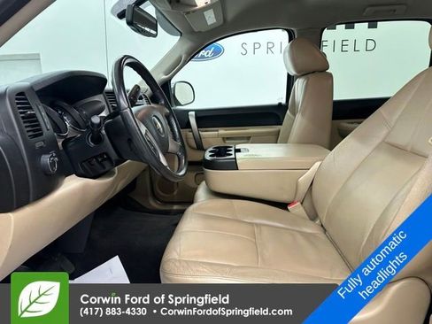 Used 2011 Chevrolet Silverado 1500 LT w/ Regional Value Package image 17