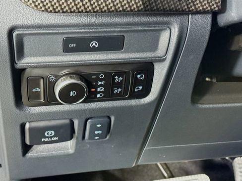 New 2025 Ford F150 Lariat w/ Equipment Group 501A Mid image 10