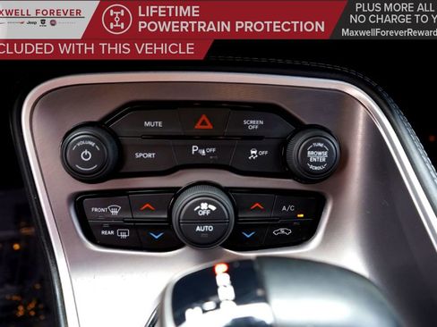 Used 2022 Dodge Challenger GT image 13