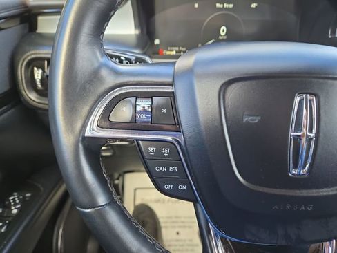 Used 2021 Lincoln Nautilus AWD w/ Equipment Group 101A image 18