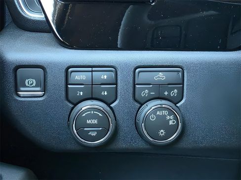 New 2026 Chevrolet Silverado 1500 LT image 26