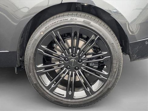 New 2026 Land Rover Range Rover Autobiography image 10