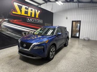 Used 2023 Nissan Rogue SV AWD/4WD video 1