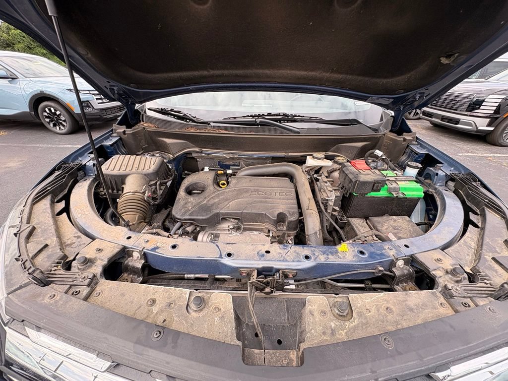 Used 2025 Chevrolet Equinox LT w/ Safety and Technology Package FWD image 32