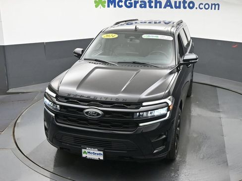 Used 2024 Ford Expedition Limited AWD/4WD image 26