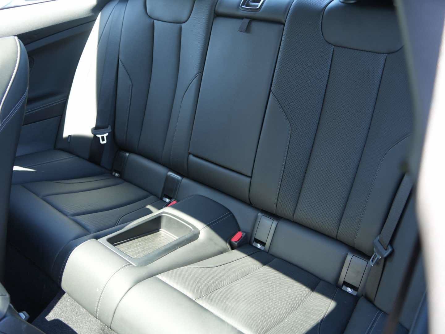 Used 2025 BMW M240i Coupe w/ Premium Package RWD image 20
