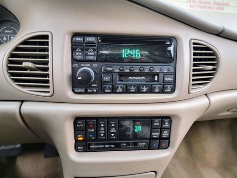 Used 2003 Buick Regal GS image 32