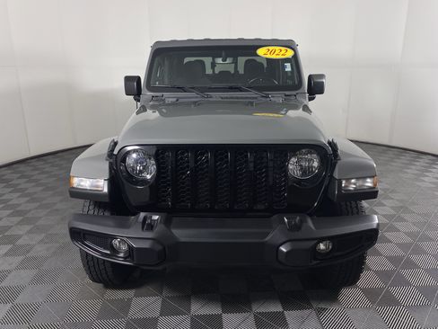 Used 2022 Jeep Gladiator Sport AWD/4WD image 12