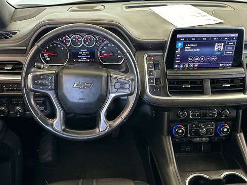 Used 2021 Chevrolet Suburban RST w/ Luxury Package AWD/4WD image 15