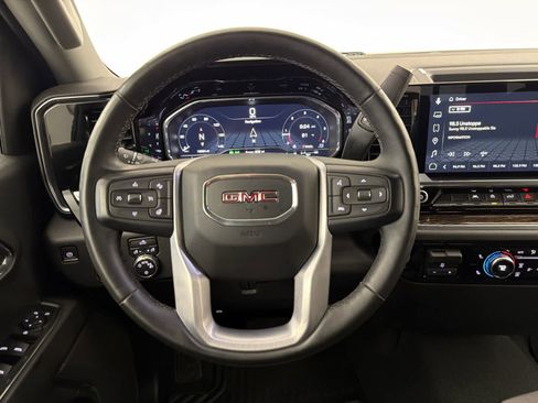 Used 2023 GMC Sierra 1500 SLE w/ Preferred Package RWD image 17